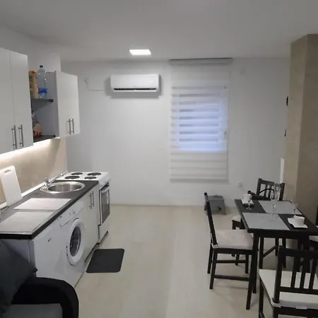 Center Lux * Belgrade