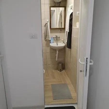 Center Lux بلغراد